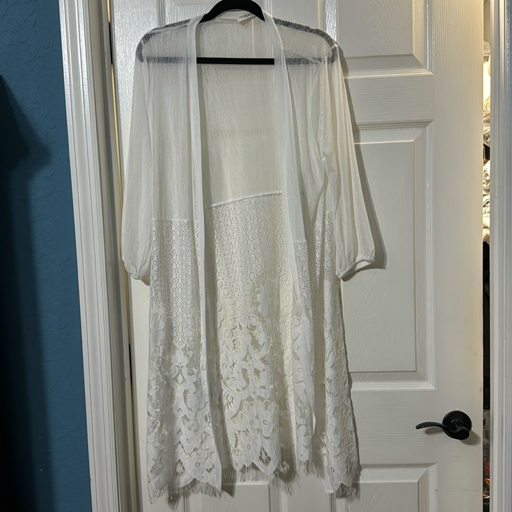 Long White large Lacey shall